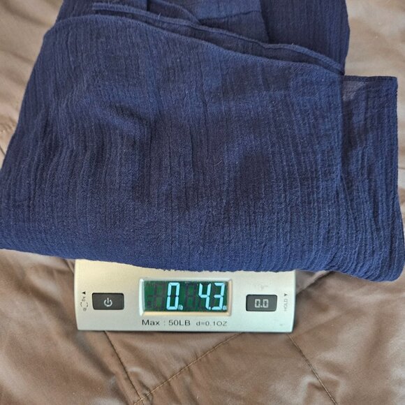 Diane von Furstenberg Women's Size 6 Navy Lace Trim Long Sleeve Blouse - Picture 8 of 8